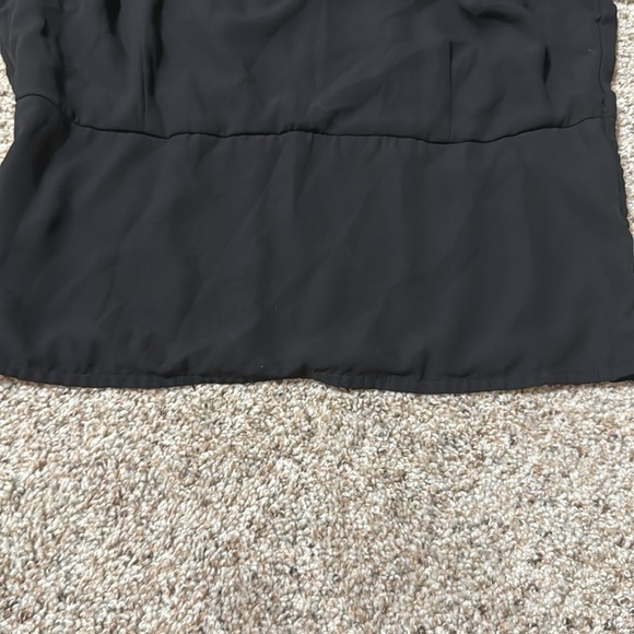 Abercrombie & Fitch Black Short Sleeve Cut Out Back Tie Blouse - Picture 3 of 8